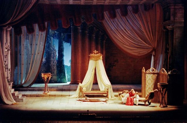 NORMA 3, Liceu1986 Bonynge-Colusso-Villagrossi, photo-Bofill